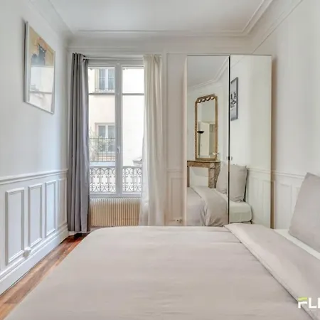 2 Bedrooms Experience In Charm & Elegance Apartment