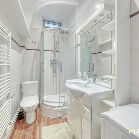 Appartamento 2 Bedrooms Experience In Charm & Elegance